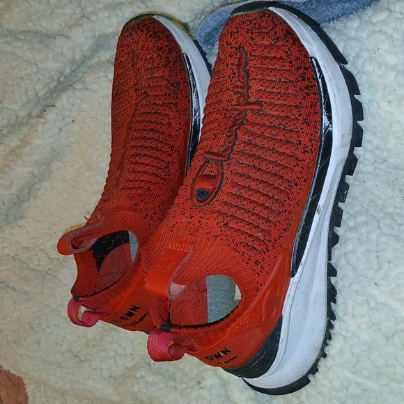 Champion shoes - Picture 3 of 3